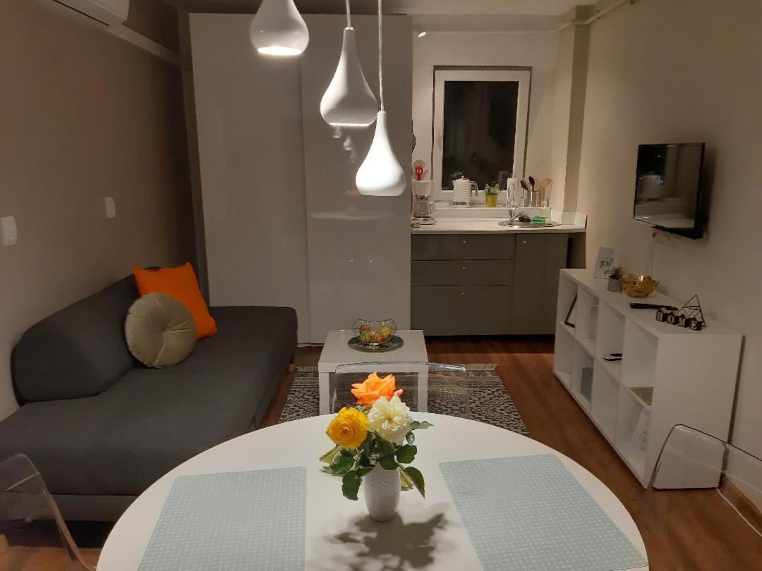 Alba House Appartamento Alba Iulia Esterno foto