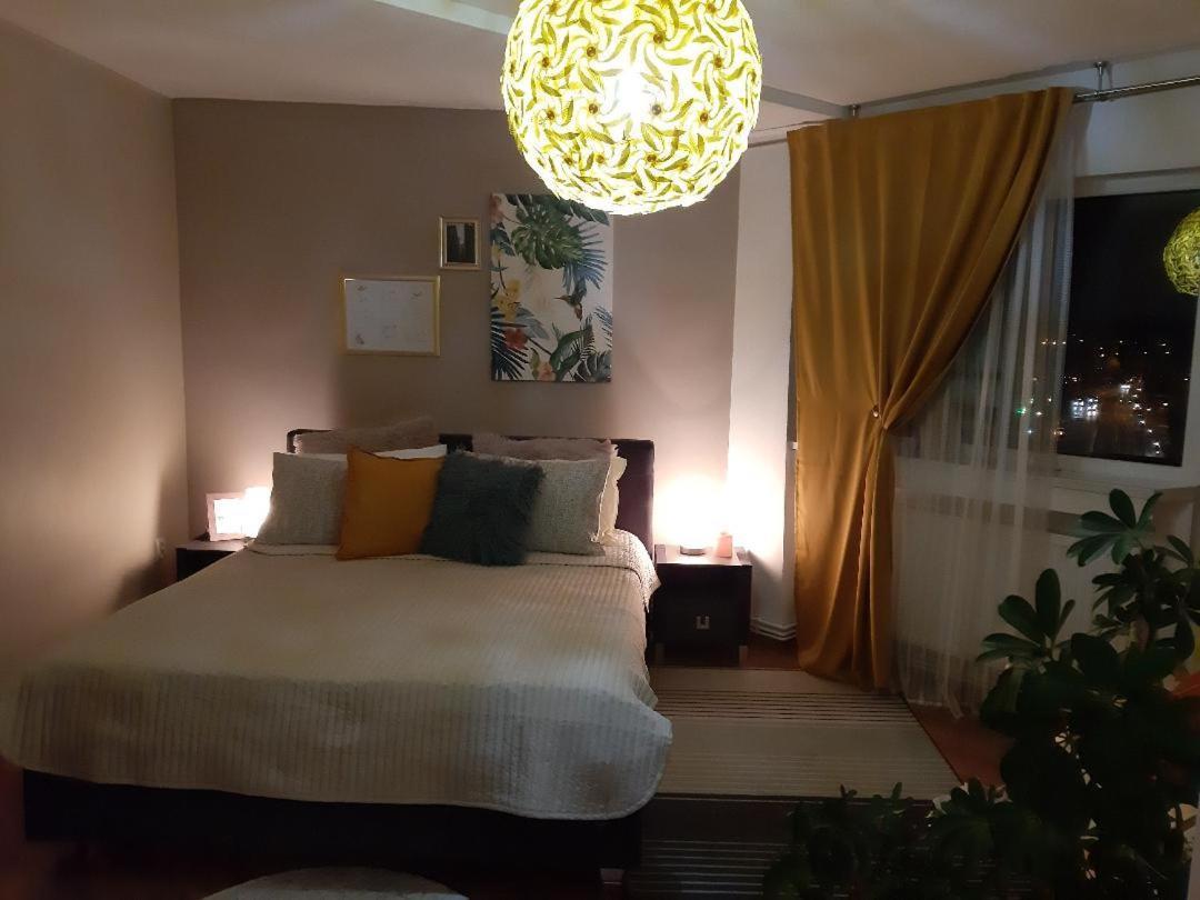 Alba House Appartamento Alba Iulia Esterno foto