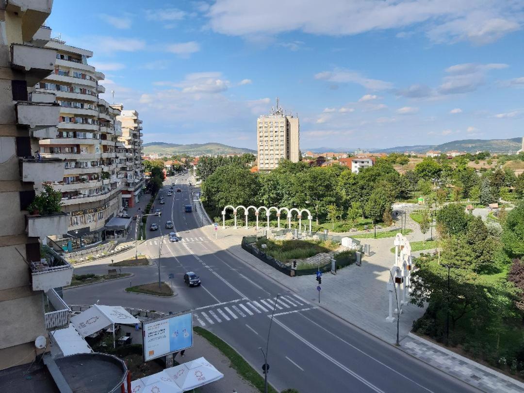 Alba House Appartamento Alba Iulia Esterno foto