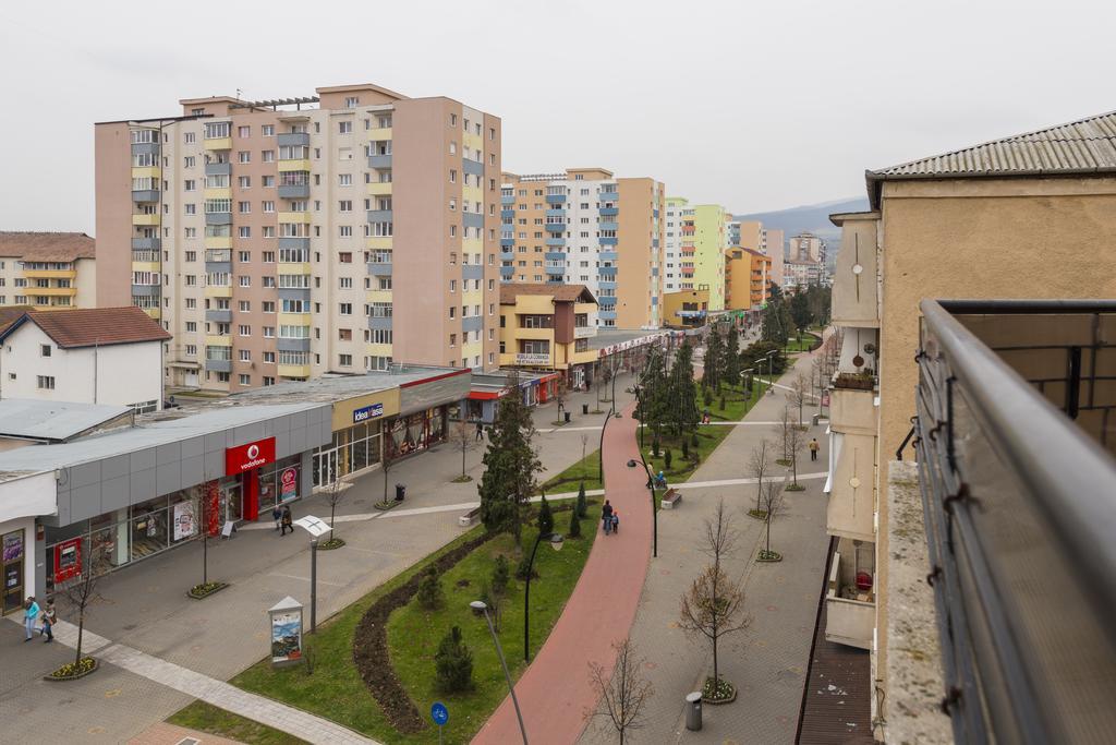 Alba House Appartamento Alba Iulia Esterno foto